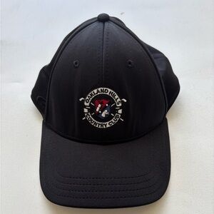 Oakland Hills country club golf course men’s black golf cap small-medium
